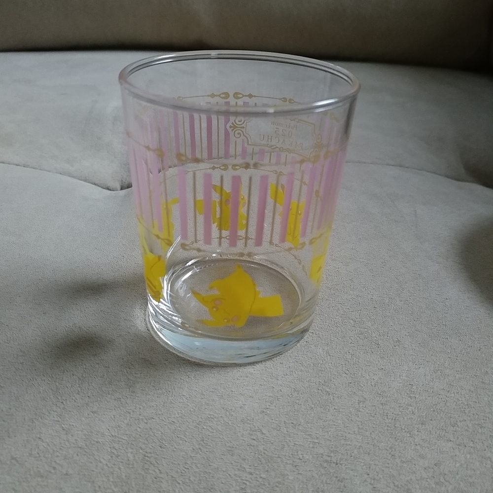 Pokemon Sword & Shield kuji drinking glass (Pikachu)